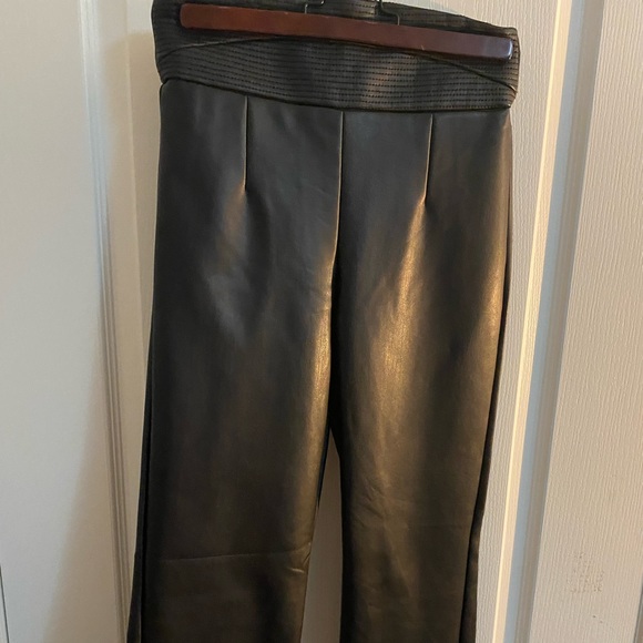 Dynamite black faux leather pants - Picture 3 of 7